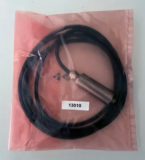 SensorTechnics CTU7001GY7C2 retained in protective packaging with audit label 13010